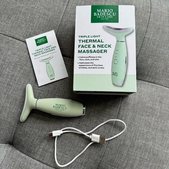 Like new! Mario Badescu Thermal Face & Neck Massager - Red, Blue, Green Light - Picture 1 of 9